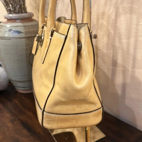 Vintage Coach Handbag - Picture 3 of 11